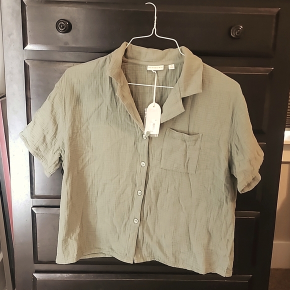 Sage green waffle knit top - Picture 1 of 1